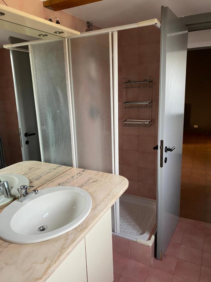 Ferienwohnung Vicolo Forno Mercallo Exterior foto